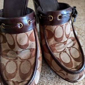 Coach, Size 9, Brown Clogs